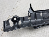 BMW / M6 / Крепление бампера