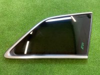 Audi / Q7 / Стекло заднего крыла