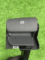 Audi / Q7 / Рычаг стояночного тормоза