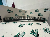 Volkswagen / Touareg / Направляющая бампера