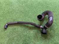 Audi / Q7 / Патрубок системы охлаждения