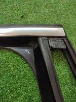 BMW / X1 / Направляющая стекла двери