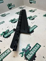 BMW / X1 / Декоративная накладка двери