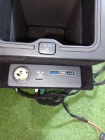 Land Rover / Range Rover Sport / Холодильник