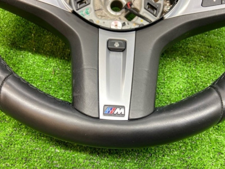 BMW / X5 / Руль