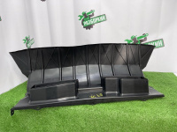 Volkswagen / Touareg / воздуховод