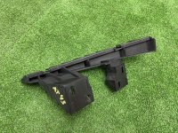 Audi / Q7 / Кронштейн бампера