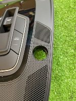 Audi / A6 / Плафон подсветки салона