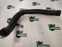 Volvo / S60 / Патрубок интеркулера