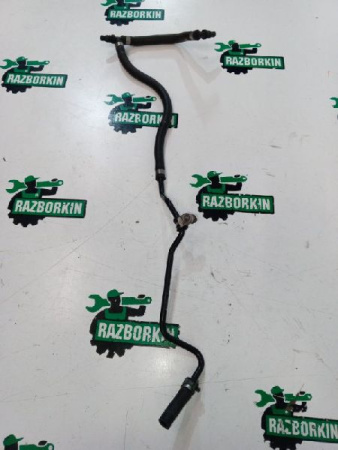 Mercedes-Benz / E-Class / Шланг расширительного бачка