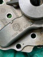 Volkswagen / Touareg / Масляный насос