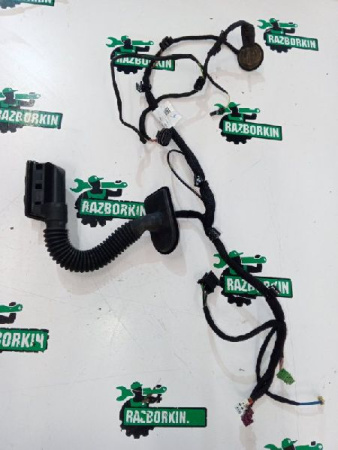 Mercedes-Benz / GLC 250d 4-matic / Проводка двери