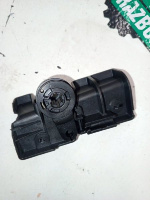 Audi / A5 / Ручка открывания капота