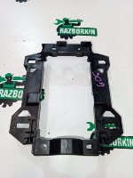 Audi / Q7 / Кронштейн