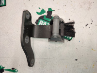 Porsche / Cayenne / Петля багажника