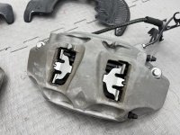 Audi / A6 / Комплект суппортов