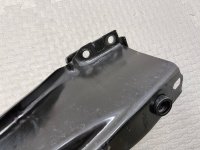 Volkswagen / Touareg / Усилитель бампера