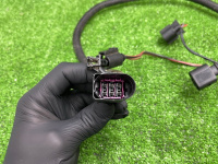 Audi / Q7 / Проводка на бачок стеклоомывателя