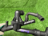 Volkswagen / Touareg / Корпус термостата