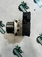 Volkswagen / Touareg / Блок ABS Volkswagen / Touareg / Блок ABS