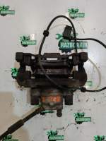 Mercedes-Benz / E-Class / Суппорт тормозной