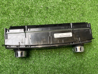 Volkswagen / Touareg / Блок климата