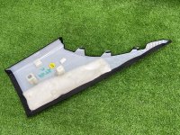 Audi / A4 / Накладка стойки