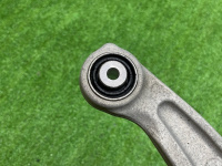 Audi / A4 / Рычаг подвески