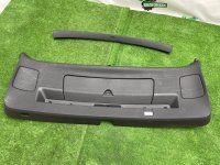 Audi / Q7 / Солнце защитная шторка заднего стекла