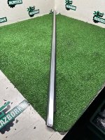 Audi / Q7 / Молдинг стекла двери