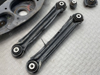 Mercedes-Benz / 190e / Рычаг подвески