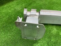 BMW / X5 / Усилитель бампера