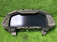 Audi / SQ8 / Панель приборов