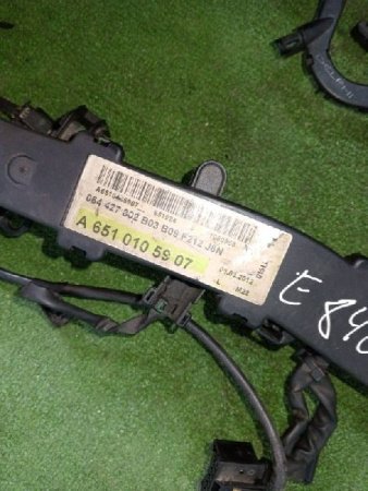 Mercedes-Benz / E-Class / Проводка двигателя