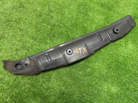 Audi / A7 / Пыльник крыла