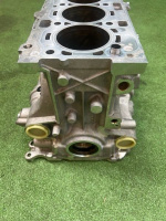 BMW / X1 / Блок цилиндров