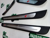 Audi / A6 / Накладка порога S-Line