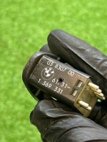 BMW / 5-Series / Кнопка регулировки зеркал