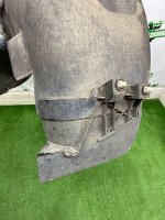 Volkswagen / Touareg / Подкрылок