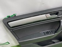 Volkswagen / Touareg / Обшивка двери Volkswagen / Touareg / Обшивка двери