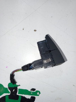 Audi / A6 / Блок кнопок