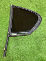 BMW / 7-Series / Форточка двери