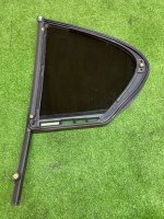 BMW / 7-Series / Форточка двери