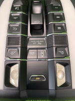 Porsche / Cayenne / Плафон потолка