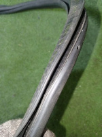 Volkswagen / Touareg / Уплотнитель двери