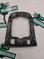 Audi / Q3 / Декоративная накладка селектора АКПП