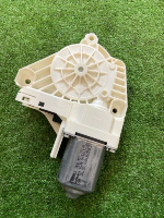 Volkswagen / Touareg / Мотор стеклоподъемника