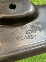 Audi / A3 / Пыльник крыла