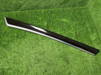 BMW / 5-Series / Декоративная накладка двери