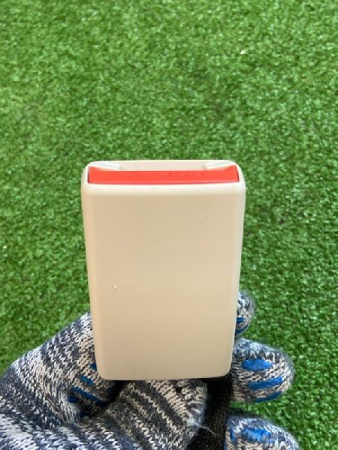 BMW / 7-Series / Замок ремня безопасности